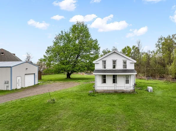 94 Mitchell St, Oswego, NY 13126