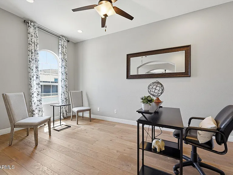 4254 E Valencia Dr — Photo 8