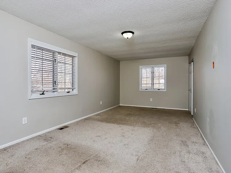 1 Saint Mark Dr — Photo 13