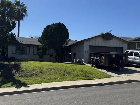 9455 Hornbuckle Dr, Santee, CA 92071