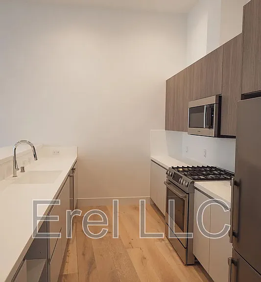 2747 San Pablo Ave #B — Photo 5