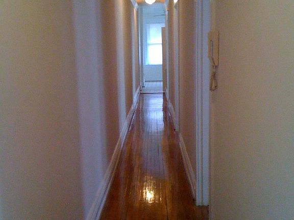 4th image of 24 N Boulevard