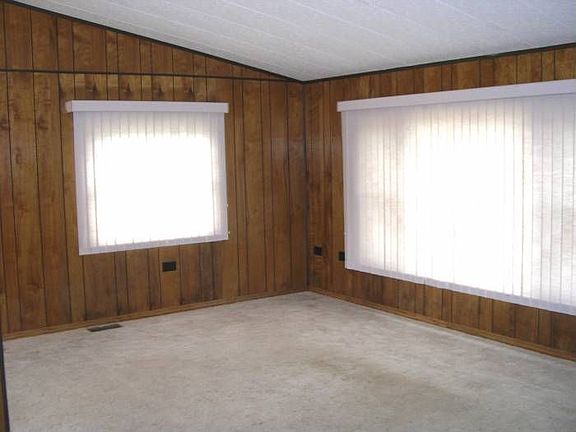 LV ROOM