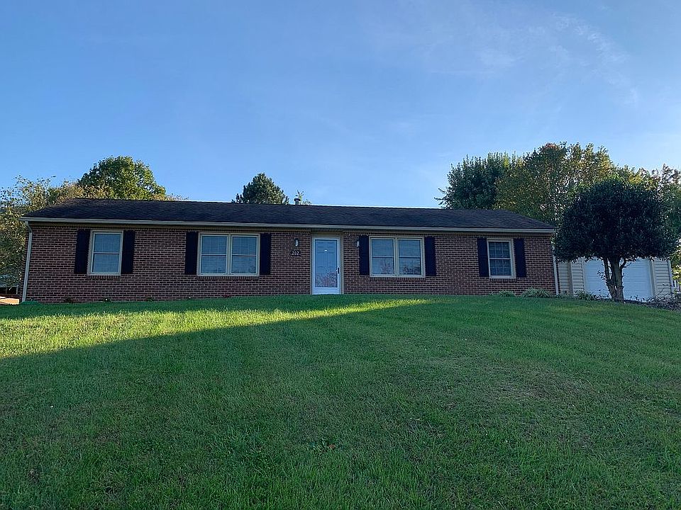 202 Winesap Rd, Roanoke, VA 24019 Zillow