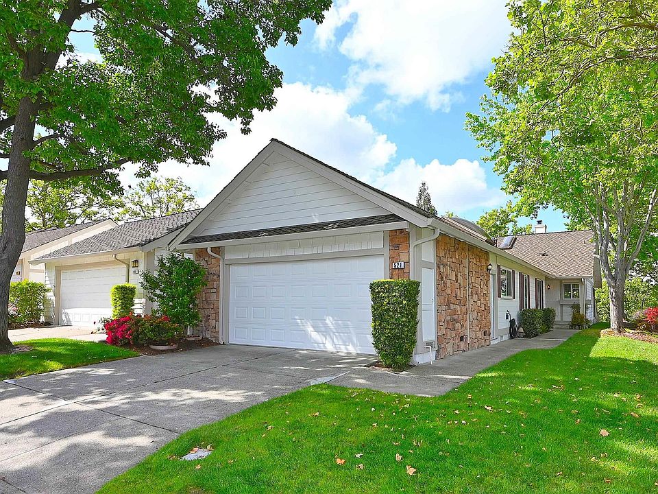 1st image of 521 Silver Lake Dr