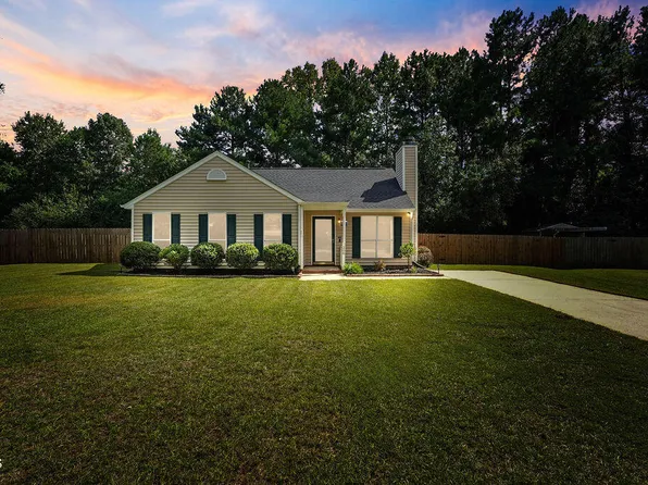 208 Bateau Rd, Holly Springs, NC 27540