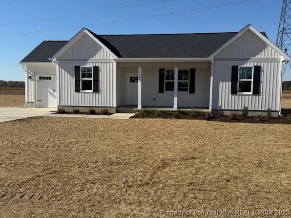 84 Turlington Lndg, Dunn, NC 28334
