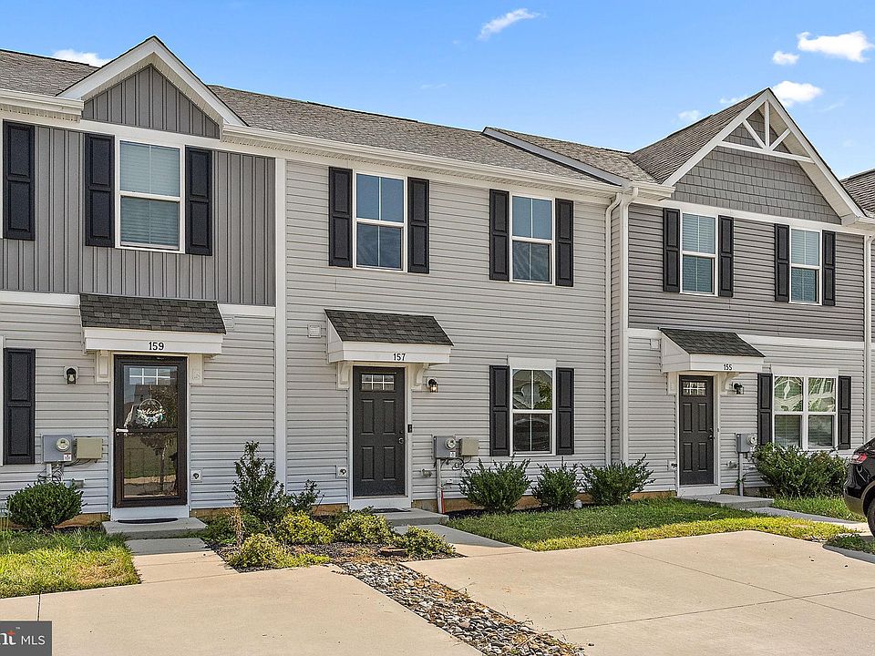 1st image of 157 Wye Oak Dr