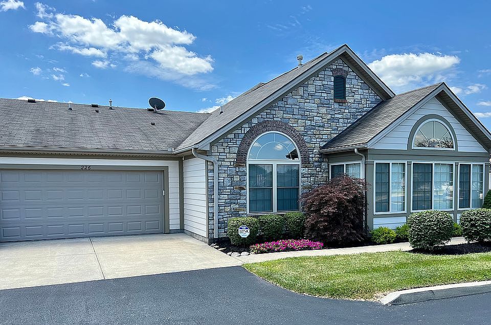2nd image of 226 Saddle Ridge Cir