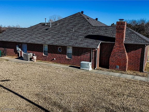 5th image of 3809 Kings Ct