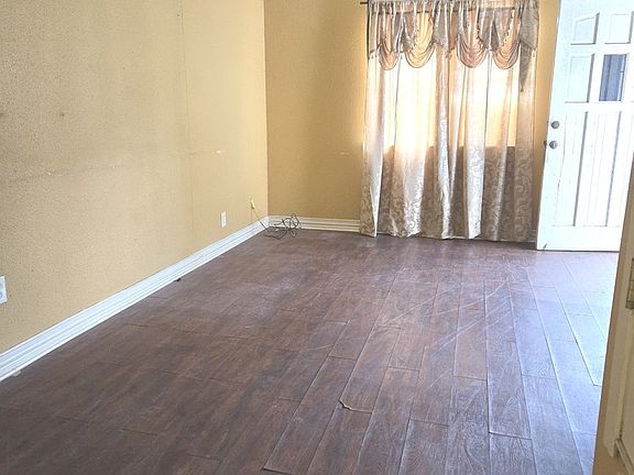 5th image of 1515 ESCALON AVE