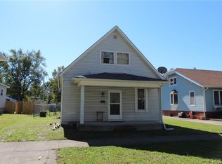 2709 Richmond Ave, Mattoon, IL 61938