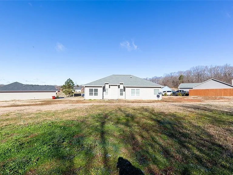 82 Gray Field Ct — Photo 28