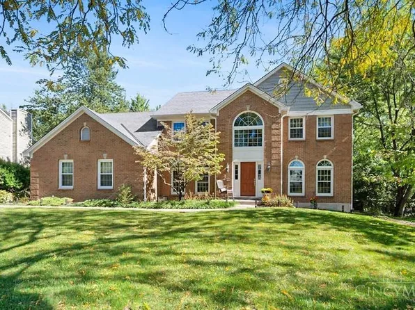 9338 Ambleside Dr, West Chester, OH 45241