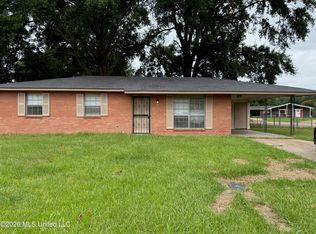 6735 Harry S Truman Dr, Jackson, MS 39213