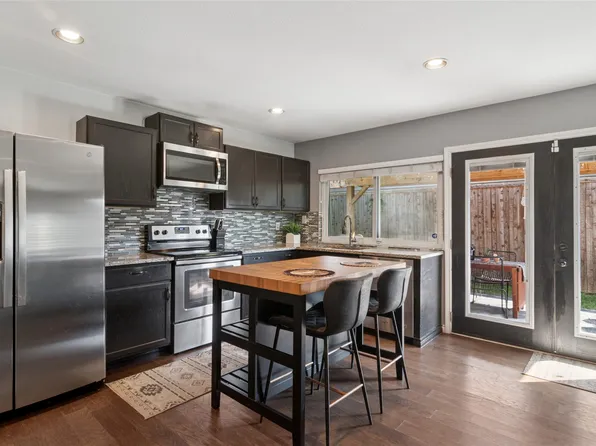 5053 Avery Ln, The Colony, TX 75056