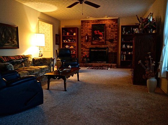 3rd image of 1665 Flintwood Ave