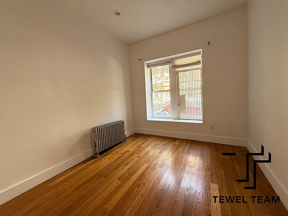 5th image of 164 E 104th St APT 2A