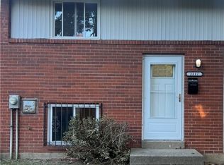 2317 Park Hill Dr, Pittsburgh, PA 15221