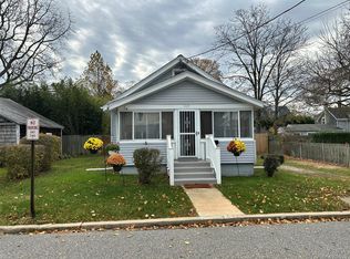 517 Flint St, Greenport, NY 11944