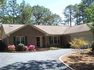 25 Cardinal Dr, Whispering Pines, NC 28327
