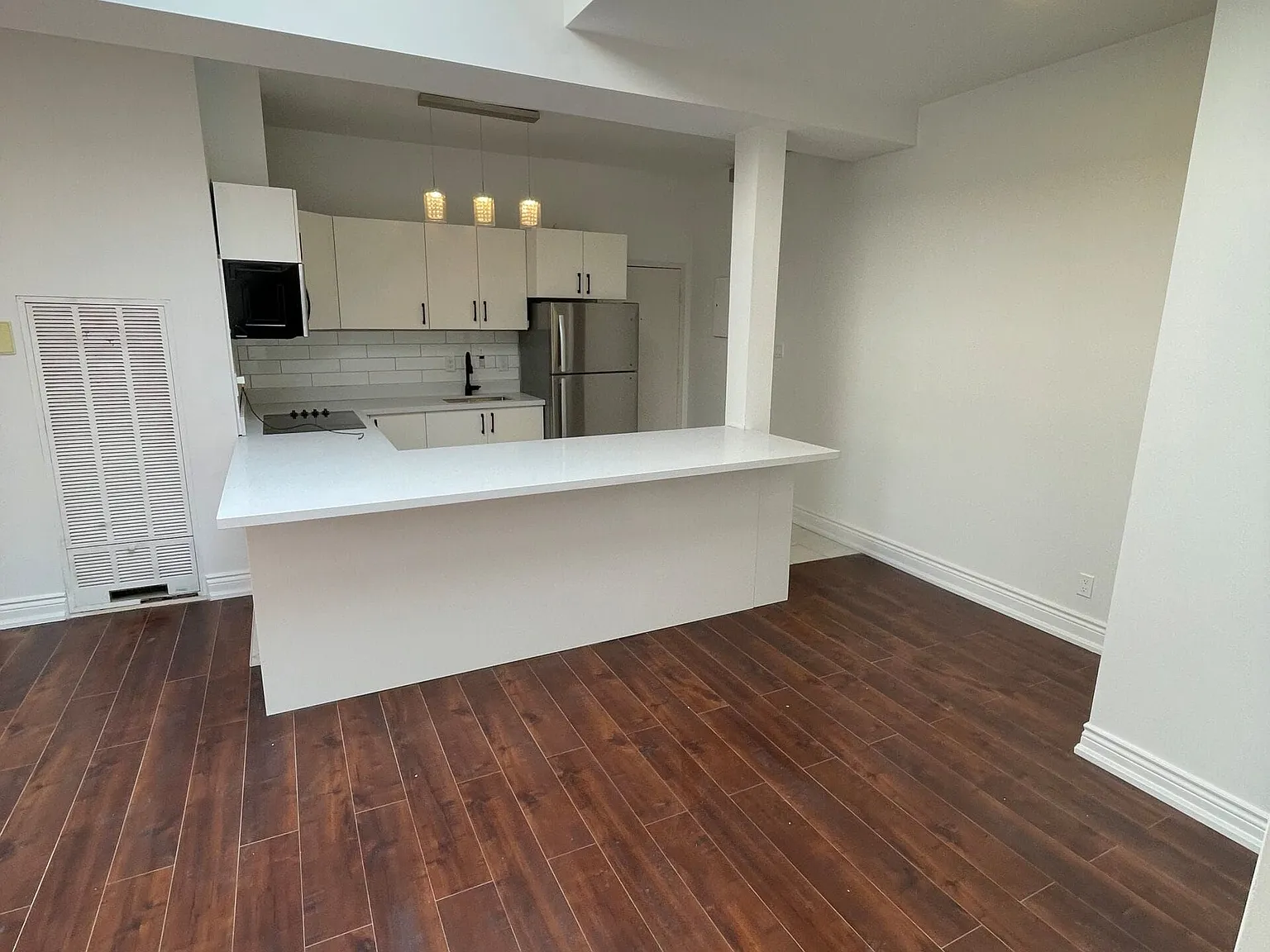 2 bed, $2,950 — Photo 2