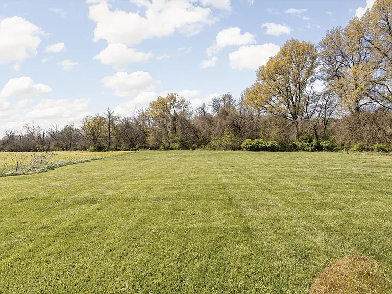 5051 E Moyer Dr — Photo 8
