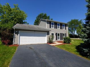 502 Terrace Dr, Algonquin, IL 60102