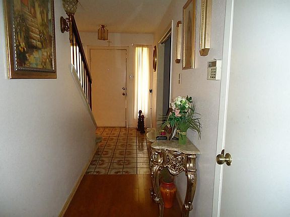 5th image of 13327 Paigetree Ln