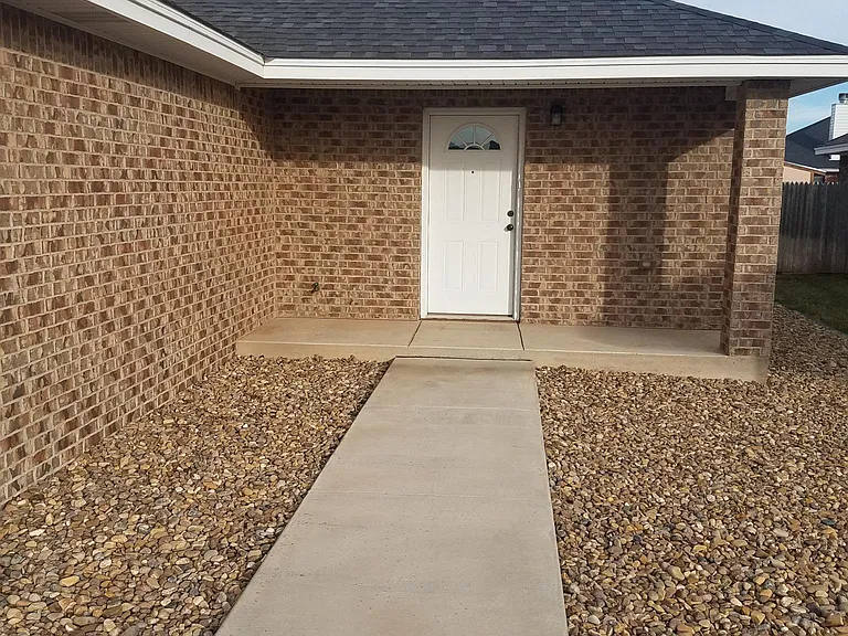 121 Limestone #C — Photo 3