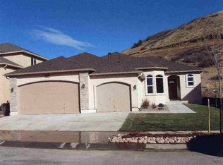 7285 Centennial Glen Dr, Colorado Springs, CO 80919