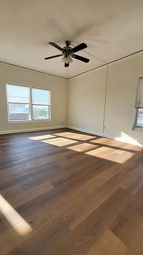 Floor plan 406