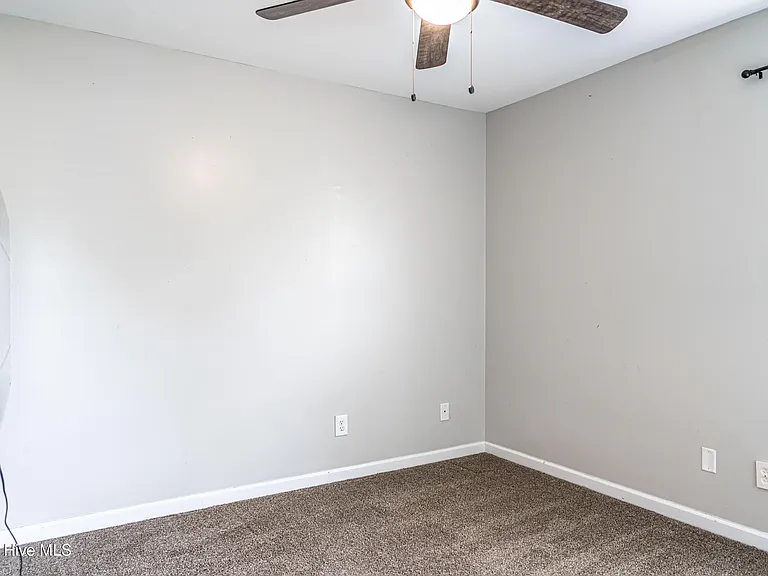 112 Holly Oak Cir — Photo 19