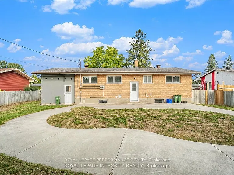 26 B Majestic Dr — Photo 17