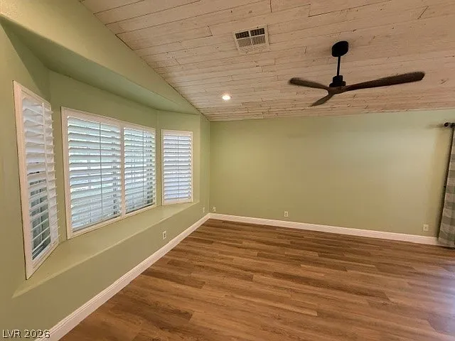 3 bed, 2.0 bath, 1642 sqft, $2,450 — Photo 2