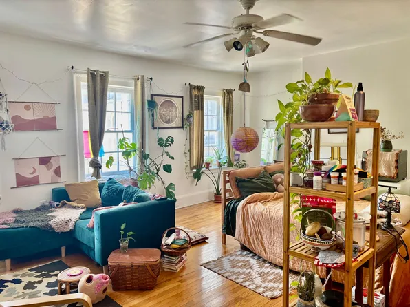 711 Walnut St, 711 Walnut St APT 3F, Philadelphia, PA 19106