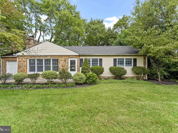 100 Southwick Dr, Wilmington, DE 19810