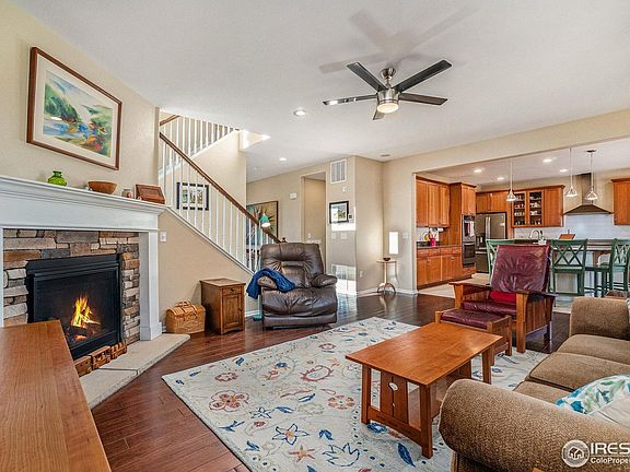 3rd image of 4679 Lakeside Dr