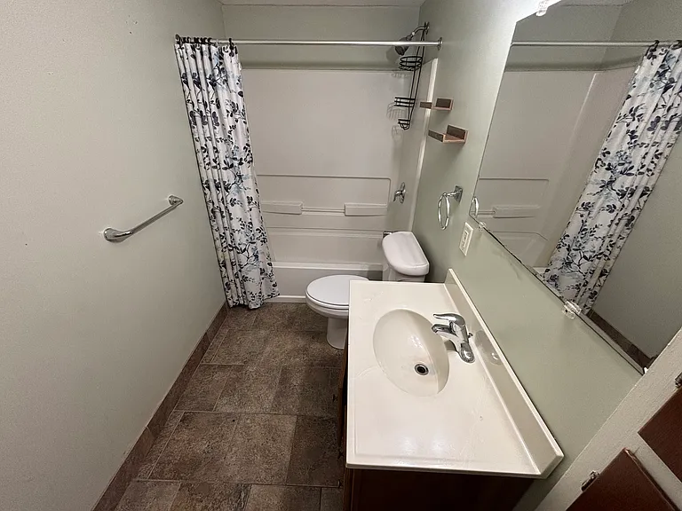 104 Tamarack St #3 — Photo 6