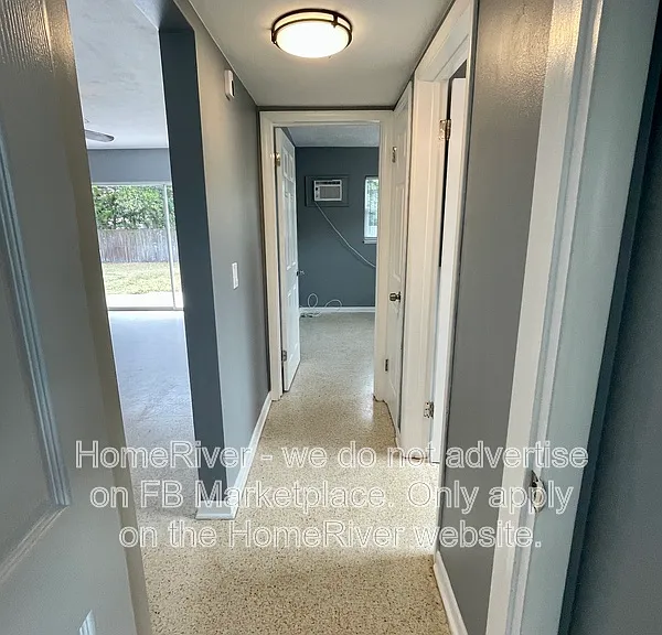211 S Fernwood Ave — Photo 7