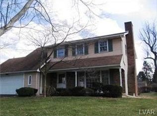 2702 Plymouth Dr, Easton, PA 18045