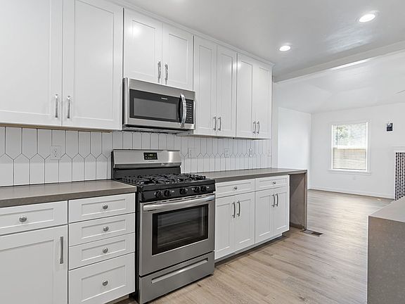 2nd image of 3553-57 Alabama St #3553