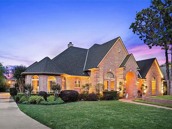 3rd image of 6107 Sunderland Dr