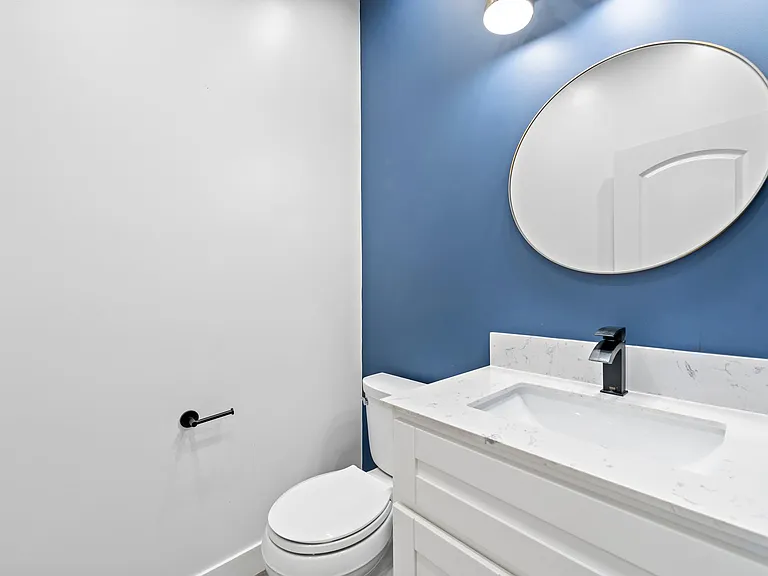 25256 Manzanita Dr — Photo 19