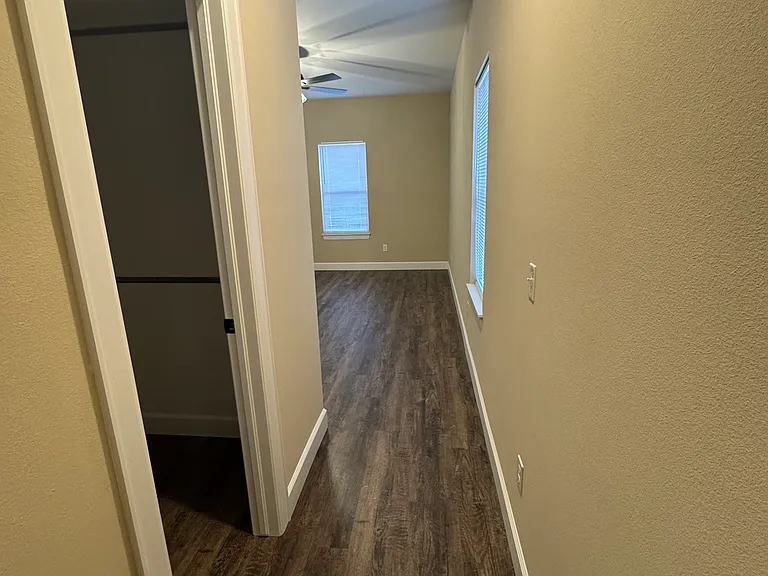 1308 Jackson Ave — Photo 16