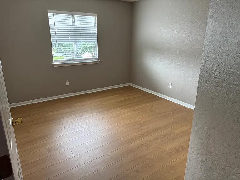 17801 Kilkenny Dr — Photo 13