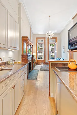 Sold by Compass | media 10