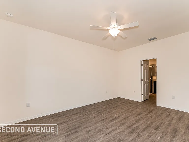 3353 Reservoir St — Photo 9