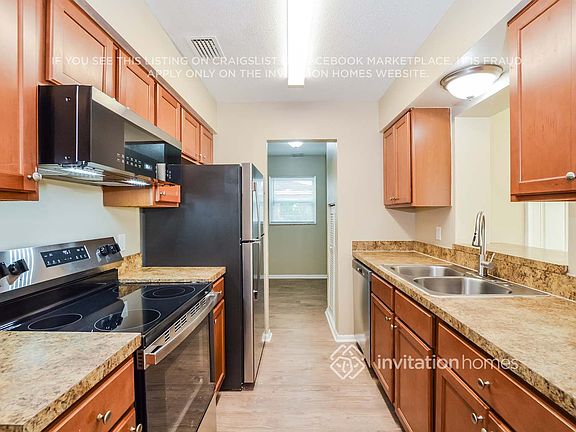 5th image of 204 Briar Cliff Dr