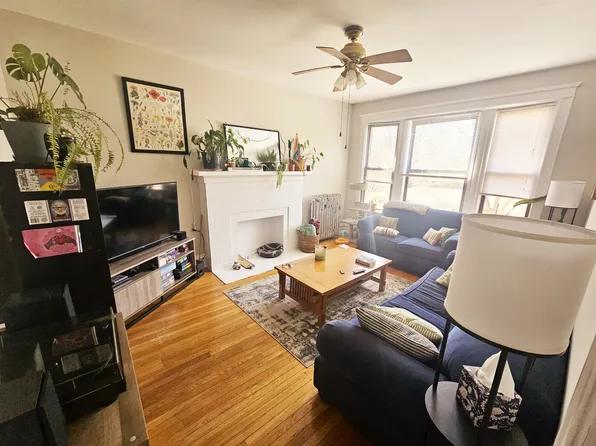 5300 N Kenmore Ave #2, Chicago, IL 60640